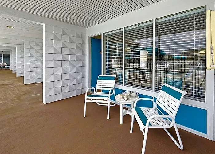 Motel Dunes Court 2*