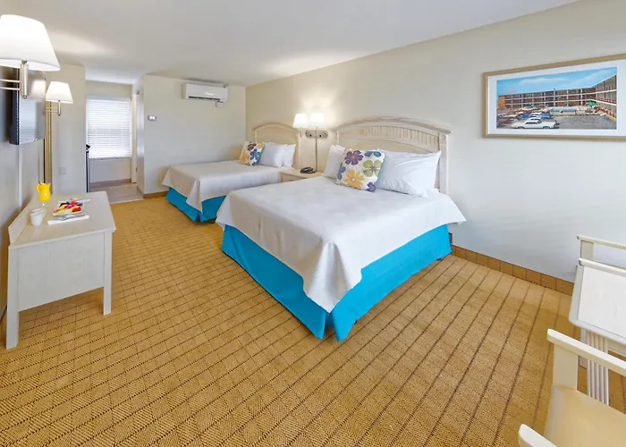 Dunes Court 2*
